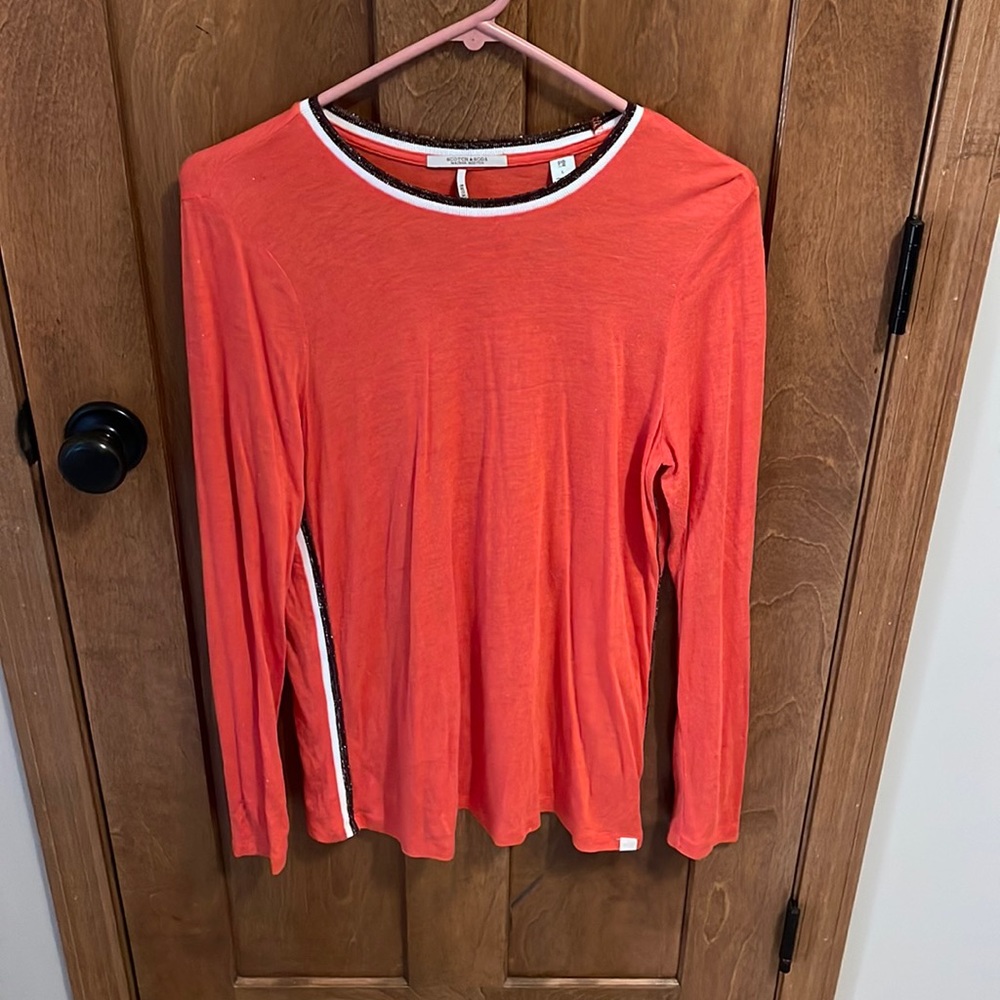 Scotch and soda long sleeve glitter t with size stripe. Size L